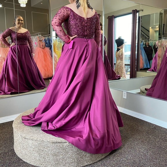 mori lee fuchsia prom dress - Picture 3 of 3